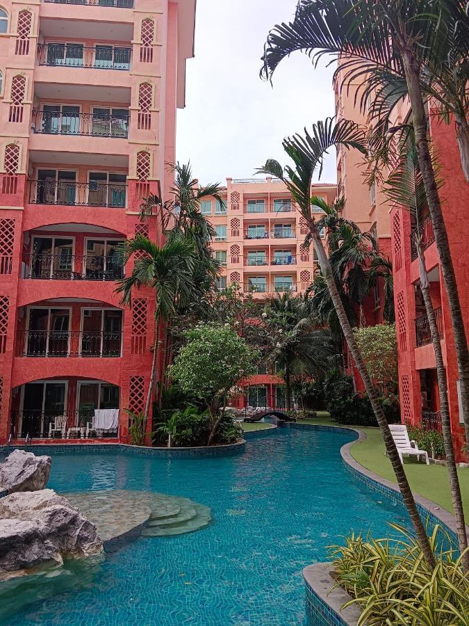Seven Seas Condo Resort Beautiful Location Jomtien Beach Exterior photo