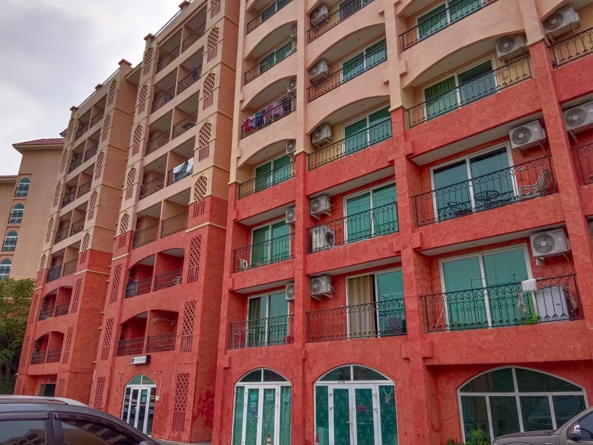Seven Seas Condo Resort Beautiful Location Jomtien Beach Exterior photo